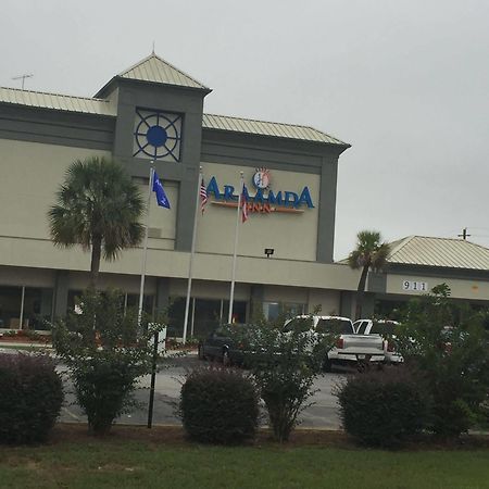 Araamada Inn Albany Exterior photo